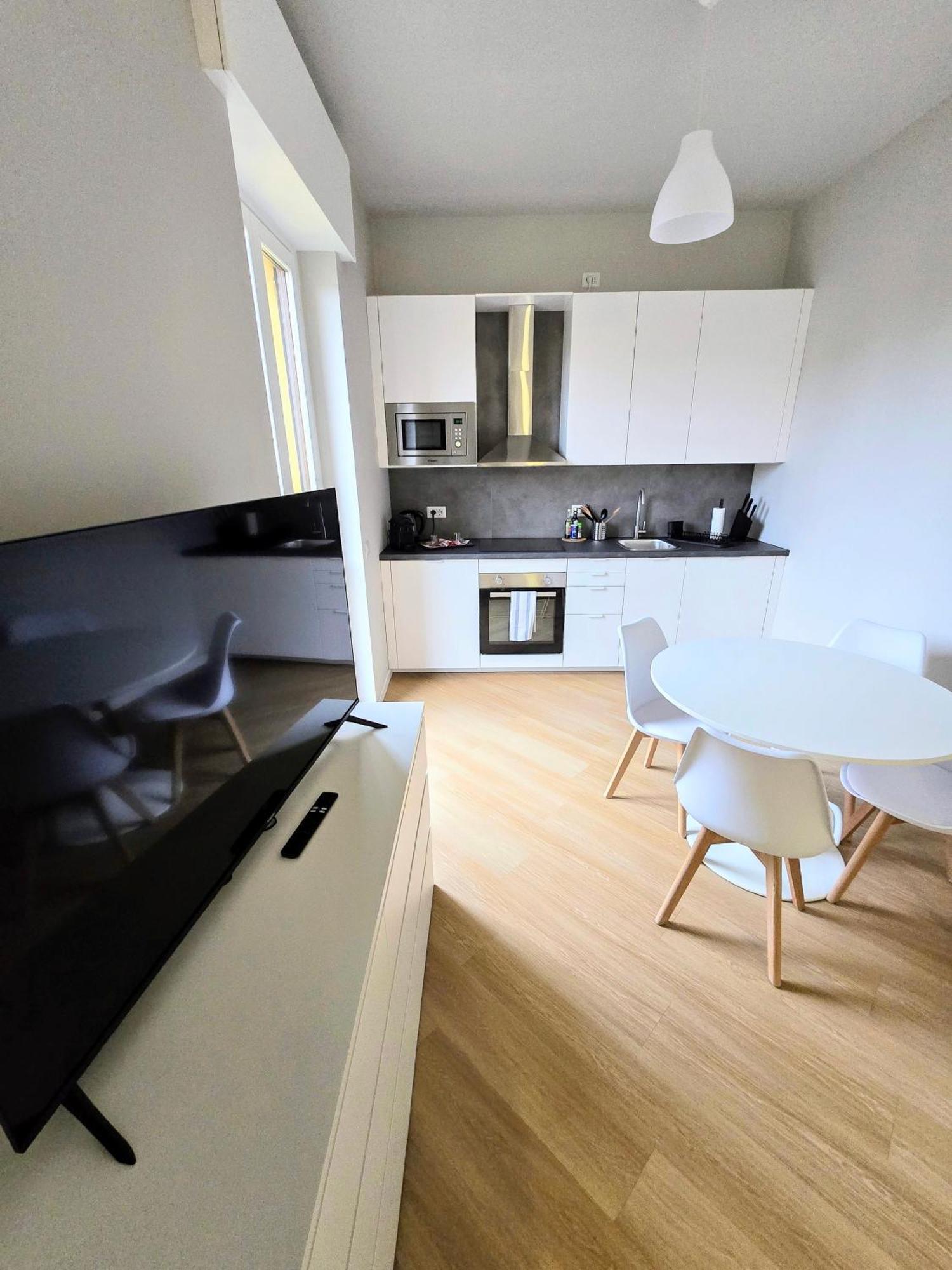 Monza Apartments Rum bild